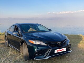 2019 Toyota Camry US Market VIII (XV70), чёрный, 3000000 рублей, вид 2