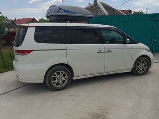 2006 Honda Elysion I Рестайлинг, белый, 920000 рублей, вид 2