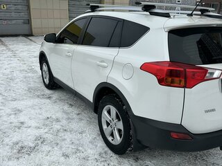 2014 Toyota RAV4 IV (XA40), белый, 2450000 рублей, вид 5