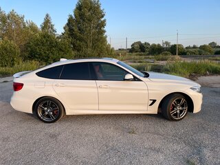 2016 BMW 3 серии Gran Turismo 330i xDrive VI (F3x) Рестайлинг, белый, 2500000 рублей, вид 4