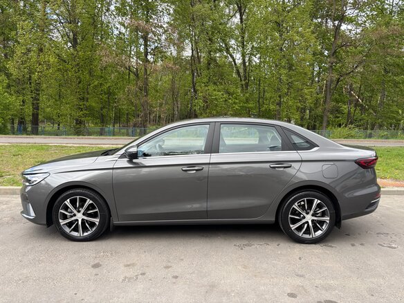 2023 Geely Emgrand II, серый, 1300000 рублей - вид 5
