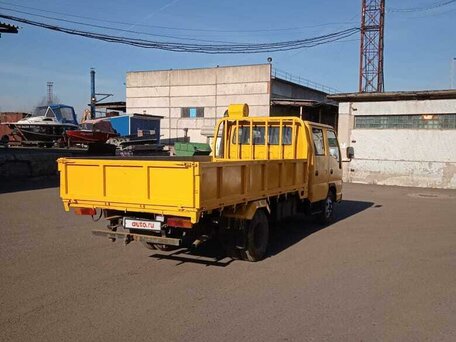 1994 Isuzu Elf (N-series), жёлтый, 950000 рублей, вид 2