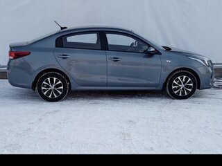2017 Kia Rio IV, серый, 1100000 рублей, вид 3