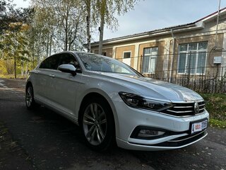 2020 Volkswagen Passat B8 Рестайлинг, белый, 3500000 рублей, вид 3