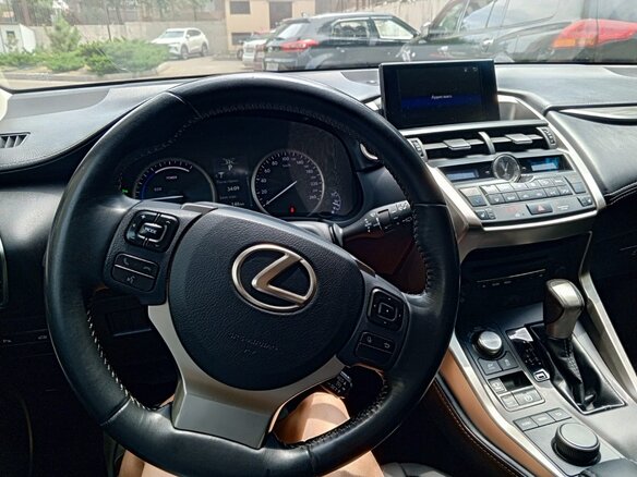 2014 Lexus NX 300h I, чёрный, 3200000 рублей - вид 6