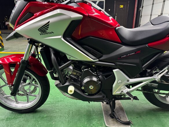 2016 Honda NC 750X, красный, 850000 рублей - вид 10