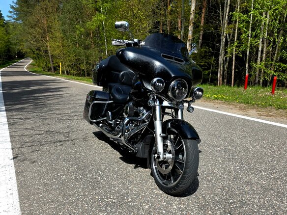 2020 Harley-Davidson Street Glide, чёрный, 1450000 рублей - вид 8