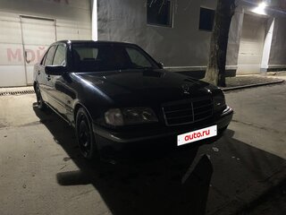 1997 Mercedes-Benz C-Класс 240 I (W202) Рестайлинг, чёрный, 310000 рублей, вид 2