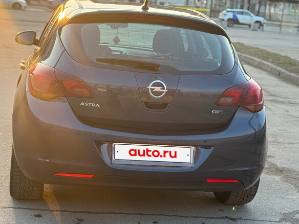 2010 Opel Astra J, синий, 720000 рублей - вид 4