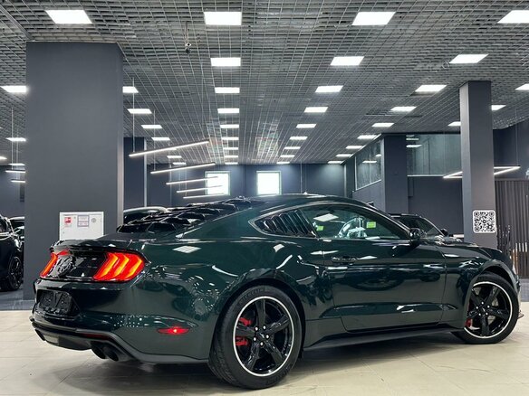 2018 Ford Mustang Bullitt VI Рестайлинг, зелёный, 6900000 рублей - вид 2