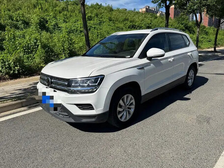 Volkswagen Tharu I