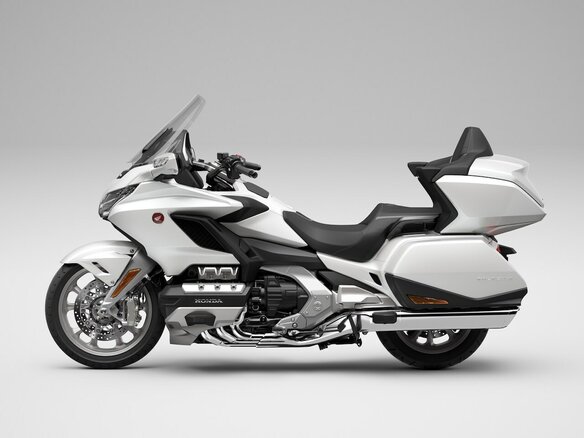 2024 Honda GL 1800 Gold Wing, белый, 4490000 рублей - вид 1