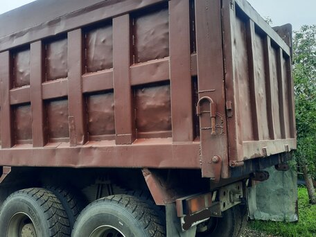 2008 Sinotruk Howo A5, красный, 1600000 рублей, вид 2
