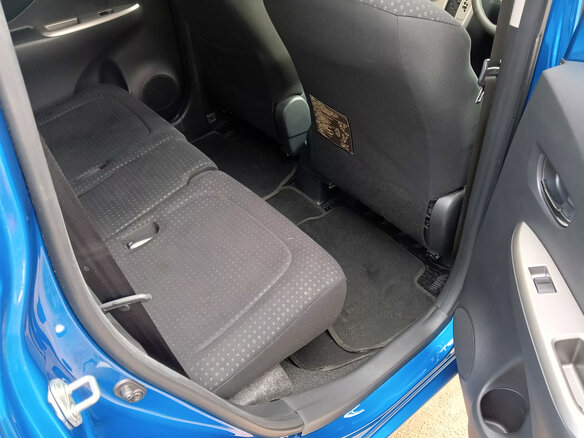 2009 Toyota Ractis I, синий, 1150000 рублей - вид 13