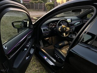 2018 BMW 7 серии Long 740Li VI (G11/G12), чёрный, 2904189 рублей, вид 5