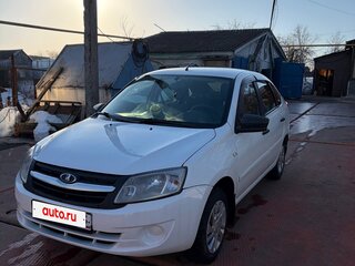 2014 Lada (ВАЗ) Granta I, белый, 350000 рублей, вид 1