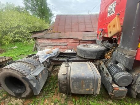 2003 Renault Premium, красный, 450000 рублей, вид 5