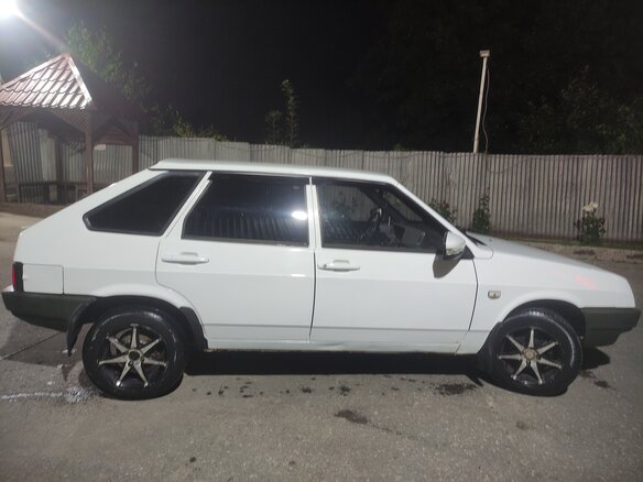 1990 Lada (ВАЗ) 21096, белый, 180000 рублей - вид 2