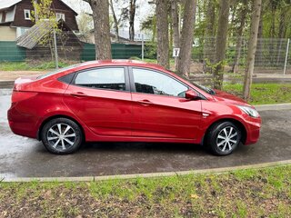 2011 Hyundai Solaris I, красный, 999999 рублей, вид 1