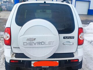 2016 Chevrolet Niva I Рестайлинг, белый, 980000 рублей, вид 3