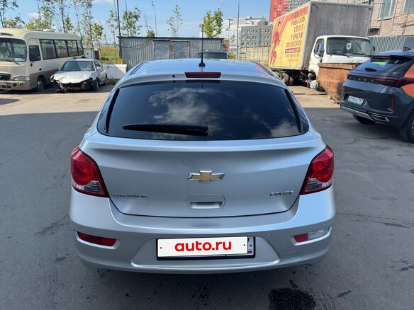 2013 Chevrolet Cruze I Рестайлинг, серебристый - вид 5