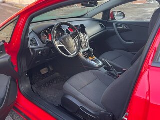 2012 Opel Astra GTC J Рестайлинг, красный, 960000 рублей, вид 5