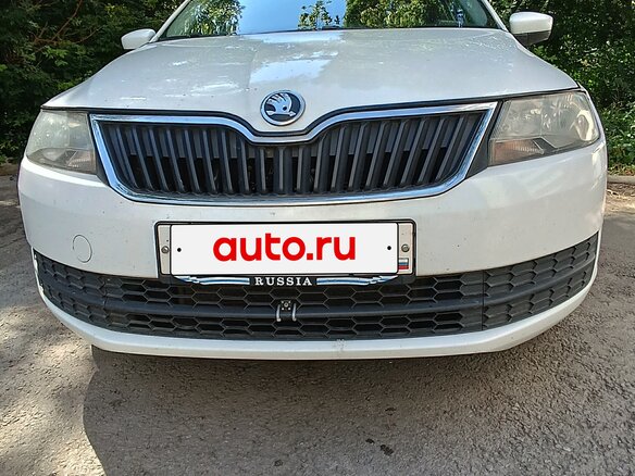 2016 Skoda Rapid I, белый, 900000 рублей - вид 2