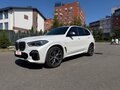 2019 BMW X5 M50d IV (G05/G18), белый, 6990000 рублей - вид 1