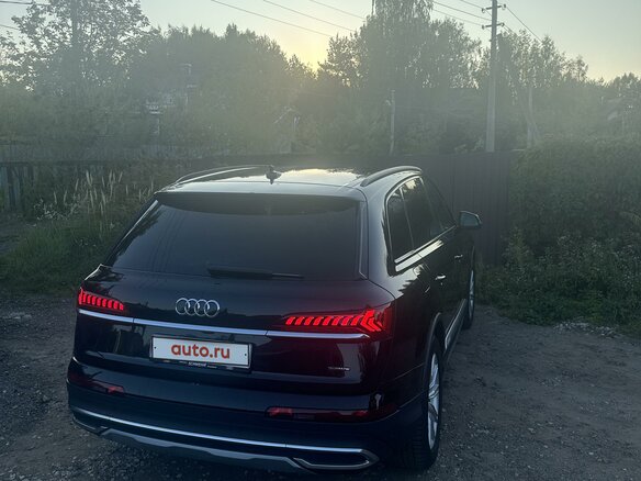 2020 Audi Q7 50 TDI II (4M) Рестайлинг, чёрный, 6200000 рублей - вид 4