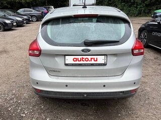 2016 Ford Focus III Рестайлинг, серебристый, 800000 рублей, вид 3