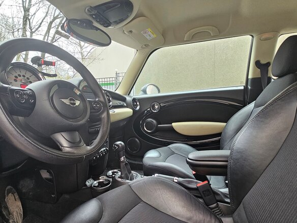 2013 Mini Hatch Cooper II (R56) Рестайлинг, чёрный, 900000 рублей - вид 7