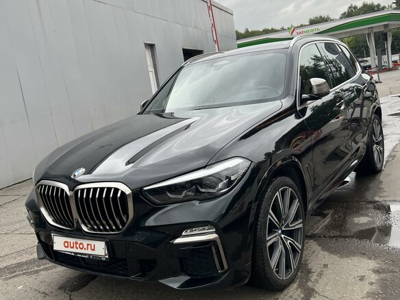2019 BMW X5 M50d IV (G05/G18), чёрный, 8550000 рублей - вид 1