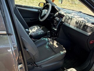 2010 Opel Astra H Рестайлинг, серый, 550000 рублей, вид 5