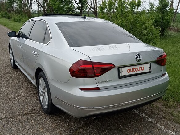 2018 Volkswagen Passat (North America and China) I Рестайлинг, серебристый, 1950000 рублей - вид 5