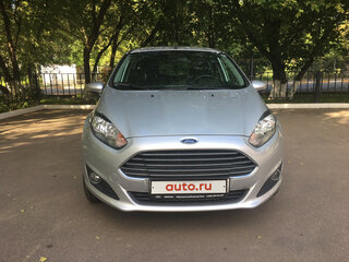 2015 Ford Fiesta Mk6 Рестайлинг, серебристый, 750000 рублей, вид 2