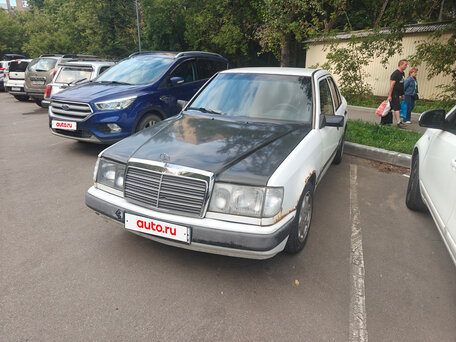 1989 Mercedes-Benz W124 230, белый, 150000 рублей, вид 1