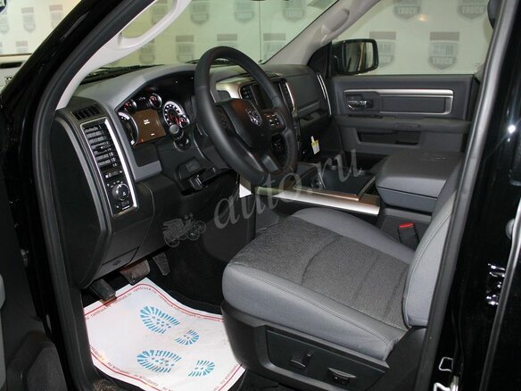 2016 Dodge RAM IV (DS/DJ), чёрный - вид 4