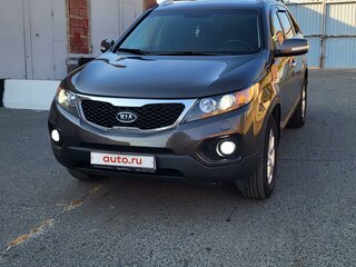 2011 Kia Sorento II, бежевый, 1900000 рублей, вид 1