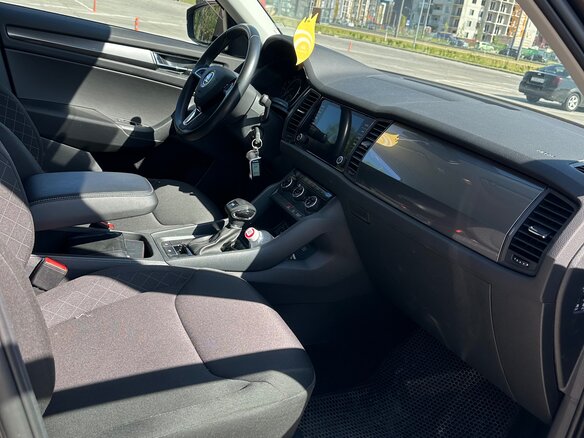 2019 Skoda Kodiaq I, коричневый, 2213296 рублей - вид 8