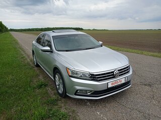 2018 Volkswagen Passat (North America and China) I Рестайлинг, серебристый, 1950000 рублей, вид 3