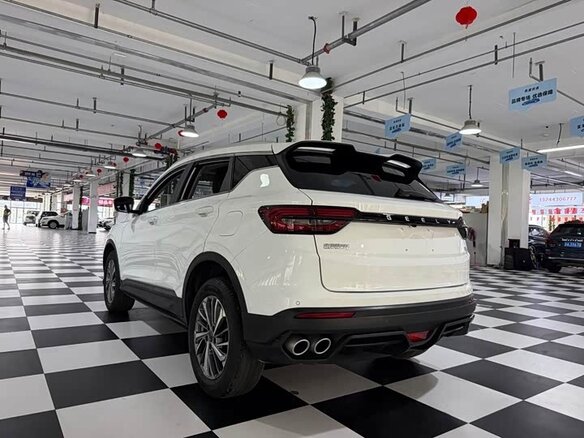2022 Geely Binyue I Рестайлинг, белый, 1190000 рублей - вид 5