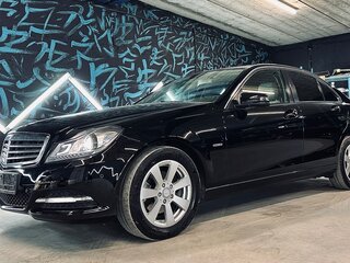 2011 Mercedes-Benz C-Класс 180 BlueEFFICIENCY III (W204) Рестайлинг, чёрный, 1500000 рублей, вид 3