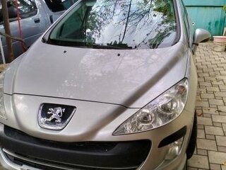 2008 Peugeot 308 I, серебристый, 480000 рублей, вид 1