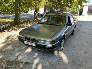 1988 Mitsubishi Galant V, серый, 250000 рублей, вид 1