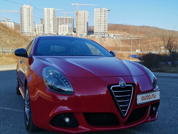 2012 Alfa Romeo Giulietta III, красный, 1300000 рублей - вид 2