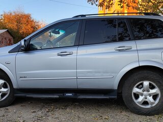 2010 SsangYong Kyron 6-speed I Рестайлинг, серебристый, 1150000 рублей, вид 3