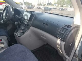 2008 Kia Carnival II, серый, 950000 рублей, вид 5