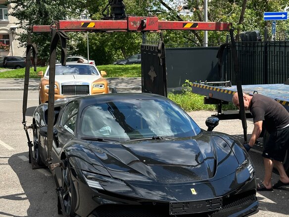 2021 Ferrari SF90 Stradale, чёрный, 34476000 рублей - вид 24