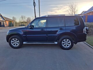 2010 Mitsubishi Pajero IV, синий, 2200000 рублей, вид 3