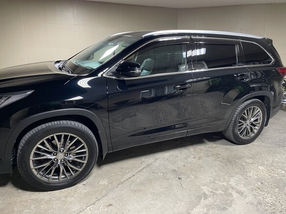 2014 Toyota Highlander III (XU50), чёрный, 3350000 рублей - вид 3